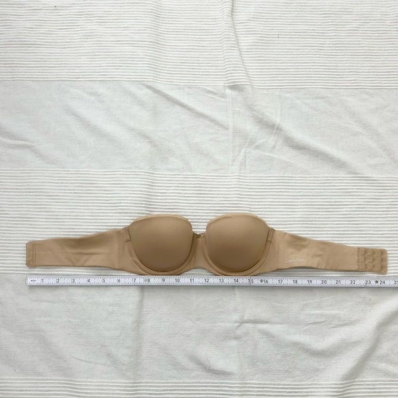 Calvin Klein Lightly Lined Constant Strapless Bra - Picture 3 of 9